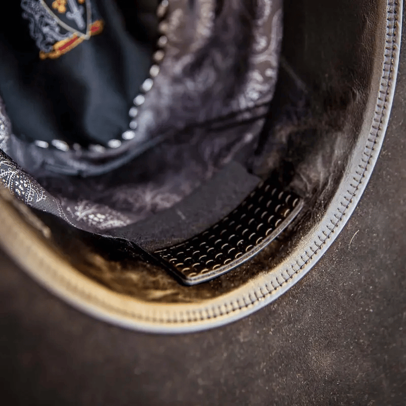 🎩 Hat Cinch✨