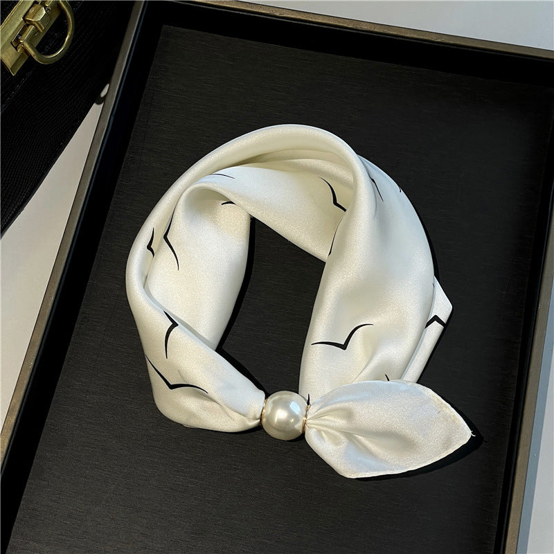 🧣 Pearl Magnetic Closure Scarf Necklace: Elegant 2-in-1 Printed Scarf! ✨