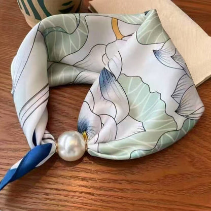 🧣 Pearl Magnetic Closure Scarf Necklace: Elegant 2-in-1 Printed Scarf! ✨