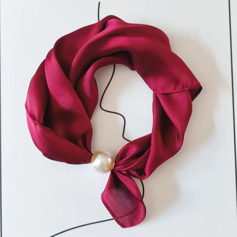 🧣 Pearl Magnetic Closure Scarf Necklace: Elegant 2-in-1 Printed Scarf! ✨
