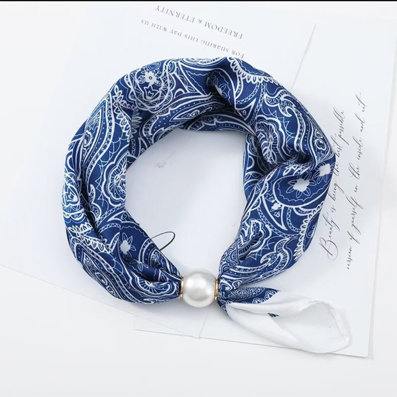 🧣 Pearl Magnetic Closure Scarf Necklace: Elegant 2-in-1 Printed Scarf! ✨