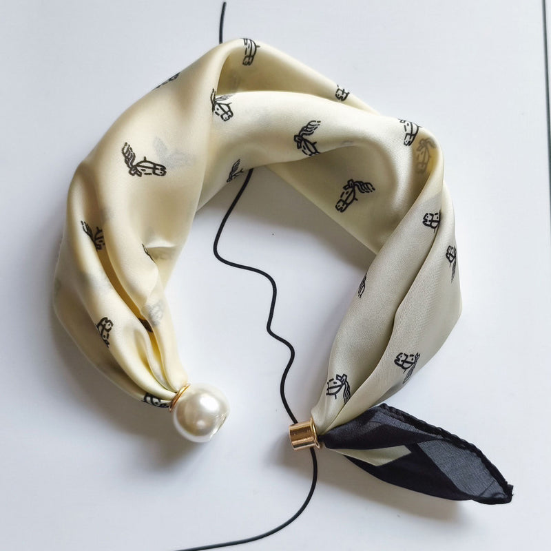 🧣 Pearl Magnetic Closure Scarf Necklace: Elegant 2-in-1 Printed Scarf! ✨