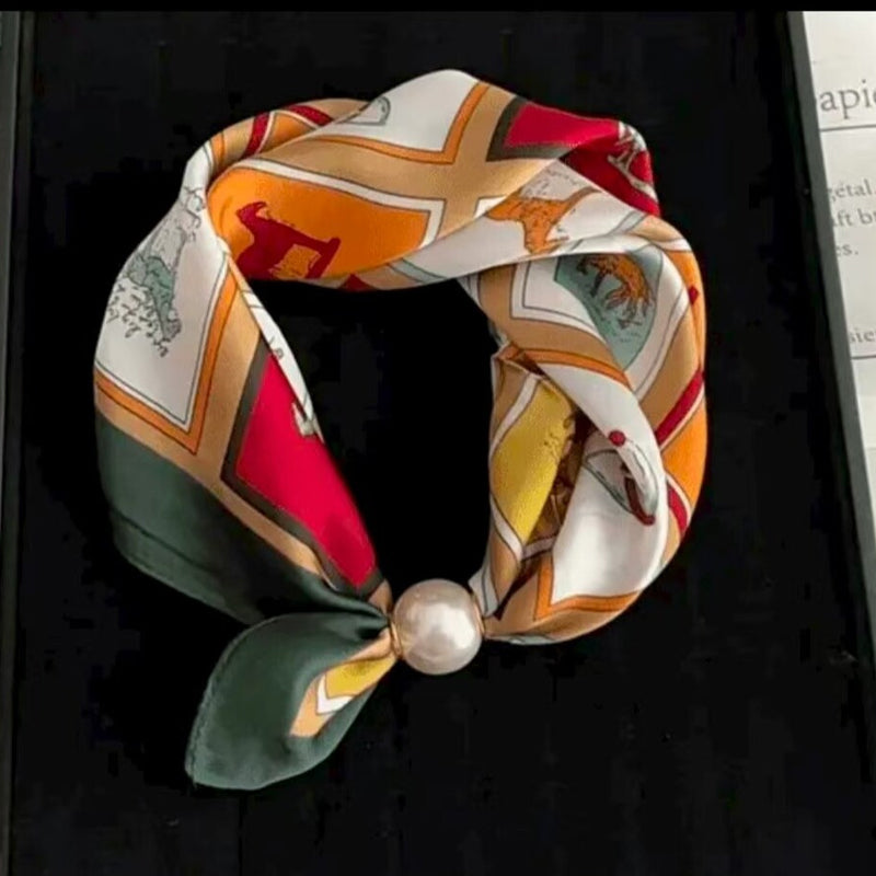 🧣 Pearl Magnetic Closure Scarf Necklace: Elegant 2-in-1 Printed Scarf! ✨