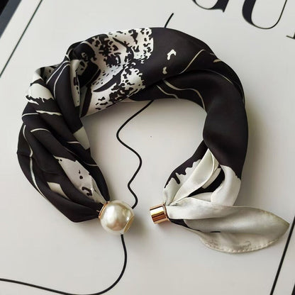 🧣 Pearl Magnetic Closure Scarf Necklace: Elegant 2-in-1 Printed Scarf! ✨