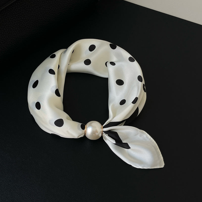🧣 Pearl Magnetic Closure Scarf Necklace: Elegant 2-in-1 Printed Scarf! ✨