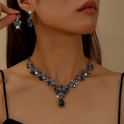 📢📢40% OFF !! ⏰Sparkling Teardrop Pendant Necklace and Earrings Set